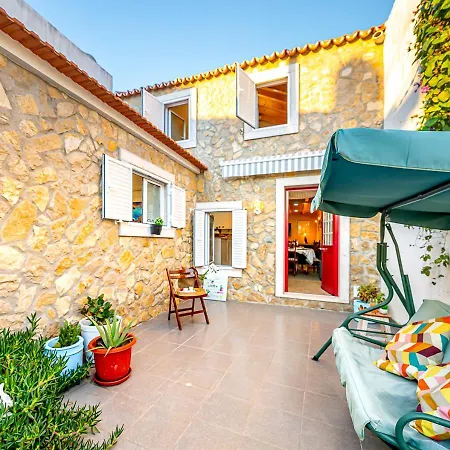 Ocean Breeze Villa Colares Exterior photo